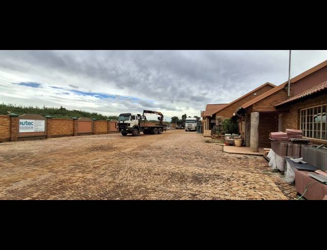 6,800M² BUSINESS FOR SALE IN ANZAC